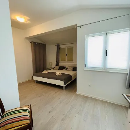 Barbara - Modern House With A Private Swimming Pool Holiday home *