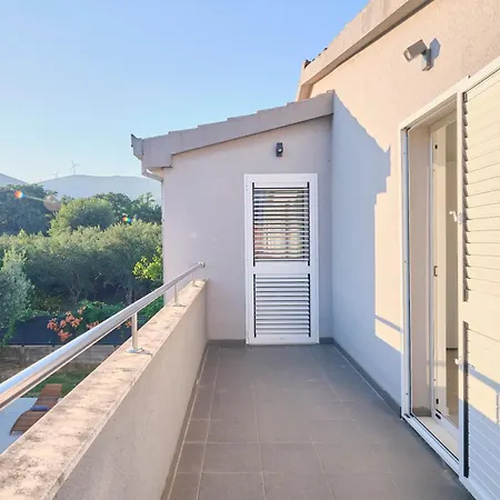 Barbara - Modern House With A Private Swimming Pool * Kastel Novi