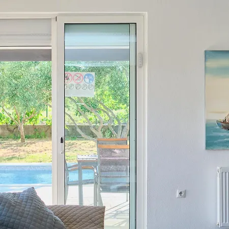Сasa de vacaciones Barbara - Modern House With A Private Swimming Pool