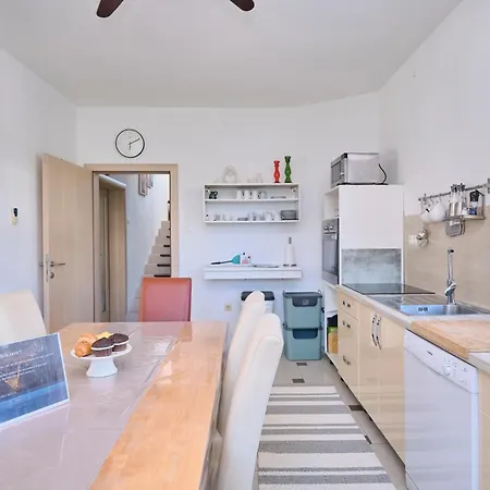 Holiday home Barbara - Modern House With A Private Swimming Pool Kastel Novi