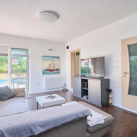 Barbara - Modern House With A Private Swimming Pool * Kastel Novi