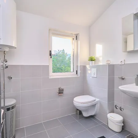 Barbara - Modern House With A Private Swimming Pool Holiday home Kastel Novi
