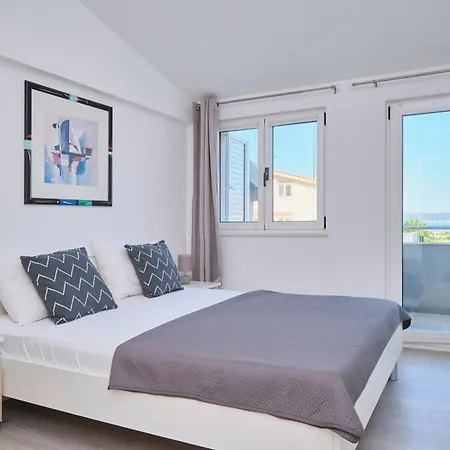 Holiday home Barbara - Modern House With A Private Swimming Pool Kastel Novi