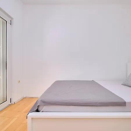 Barbara - Modern House With A Private Swimming Pool * Kastel Novi