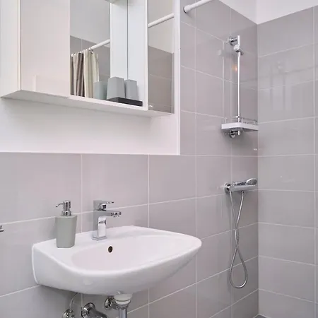 Barbara - Modern House With A Private Swimming Pool *