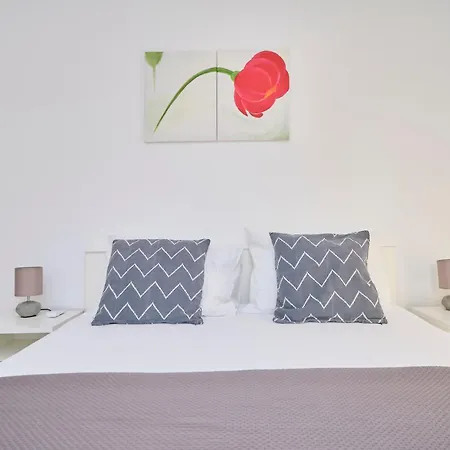 Сasa de vacaciones Barbara - Modern House With A Private Swimming Pool *