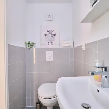 Barbara - Modern House With A Private Swimming Pool Kaštel Novi